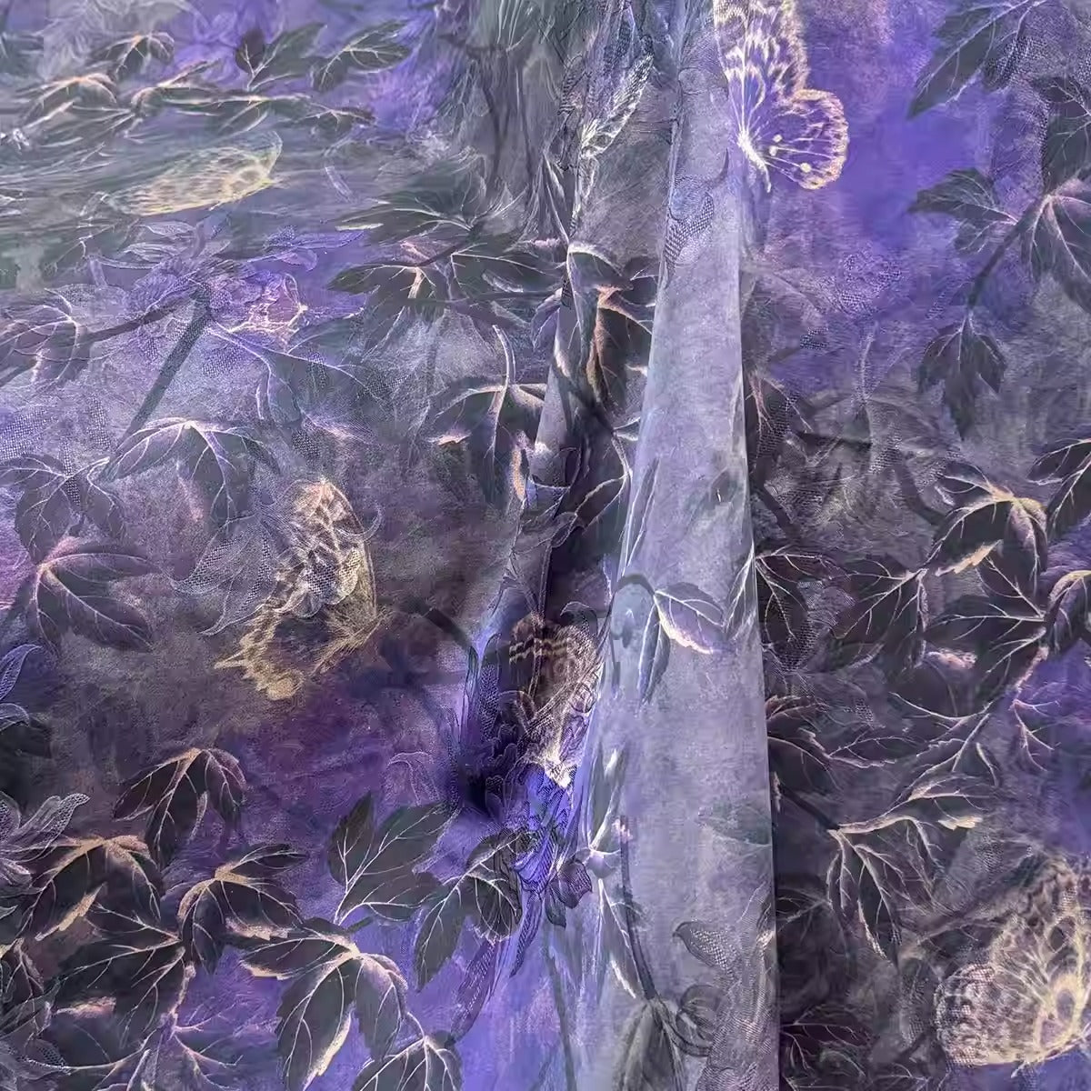 XYHYS迷雾森林- Jacquard HUALUO Hongyunsha silk fabric, 25 momme openwork texture, 110cm by the Yard