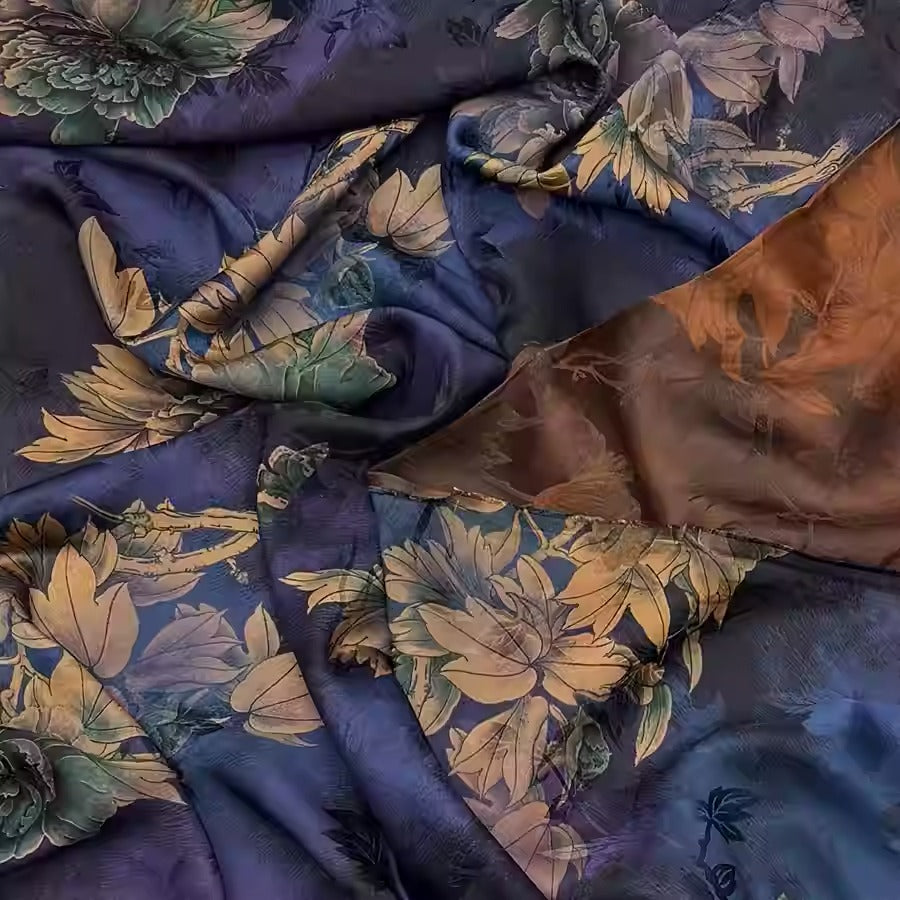 XYHYS 幽蓝牡丹- Jacquard HUALUO Hongyunsha silk fabric, 25 momme openwork texthture, 110cm by e Yard