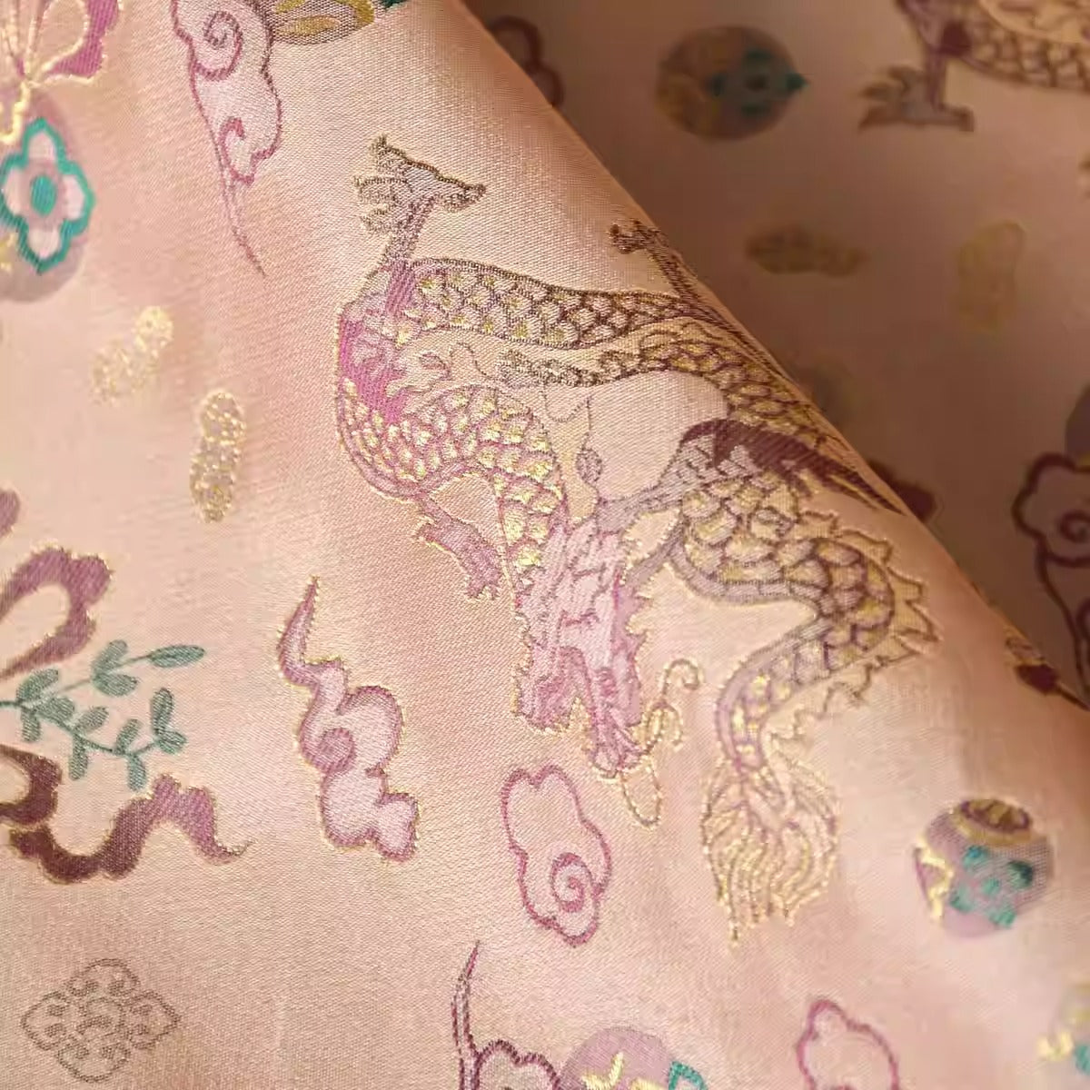 XYLDXSJ 双龙戏珠 - Gilt-Thread Song Brocade 织金宋锦, 38 momme 140cm wide by the yard