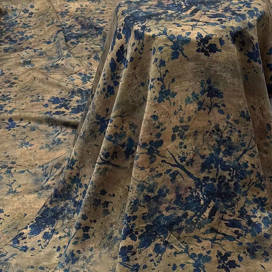 XYHYS 小梅花- Jacquard HUALUO Hongyunsha silk fabric, 25 momme openwork texthture, 110cm by e Yard