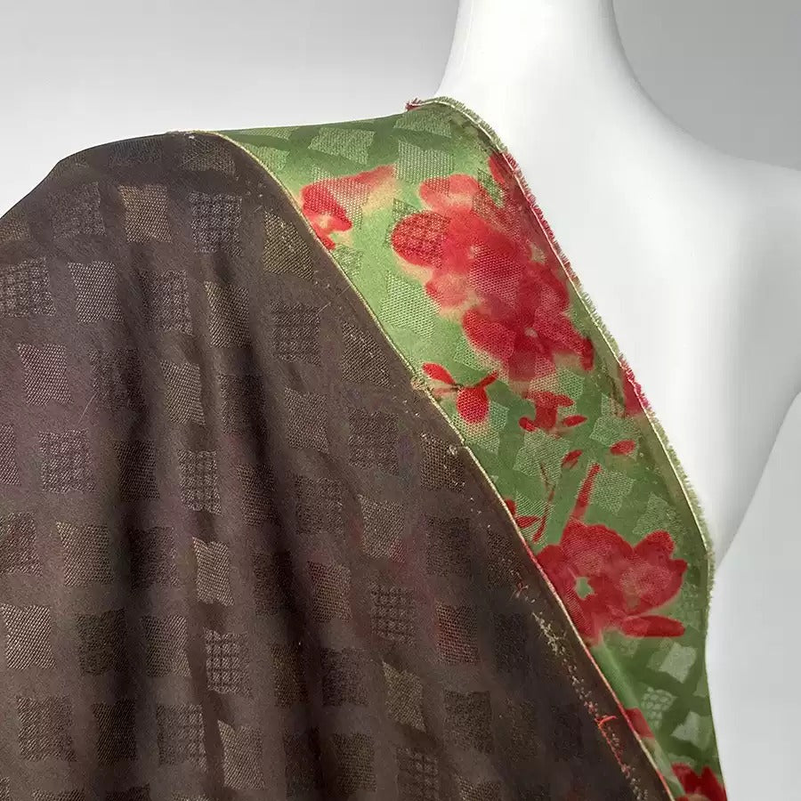 宫墙柳色 Mud Silk fabric, Jacquard HUALUO, 25 momme 110cm wide by the Yard