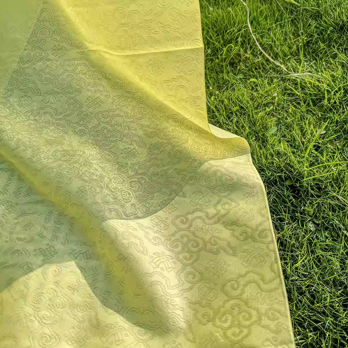 XYLN057 - Leno silk fabric, sheer and super light 100% silk, 15 momme 114cm wide by the yard