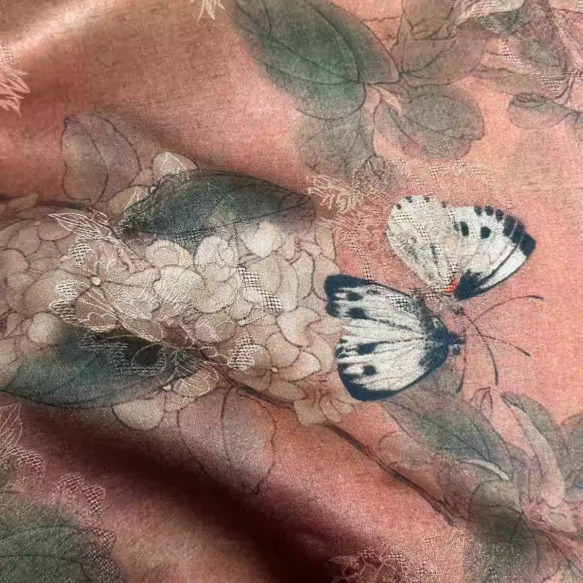 XYHYS 蝴蝶花- Jacquard HUALUO Hongyunsha silk fabric, 26 momme openwork texture, 110cm by the Yard