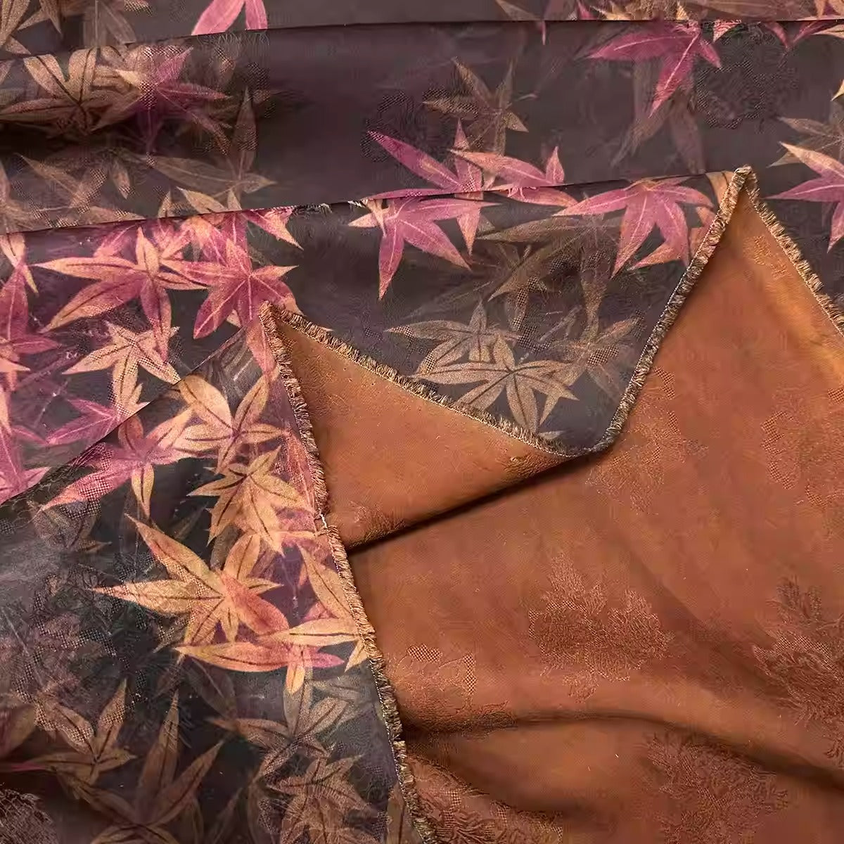 XYHYS 红枫叶- Jacquard HUALUO Hongyunsha silk fabric, 26 momme openwork texture, 110cm by the Yard