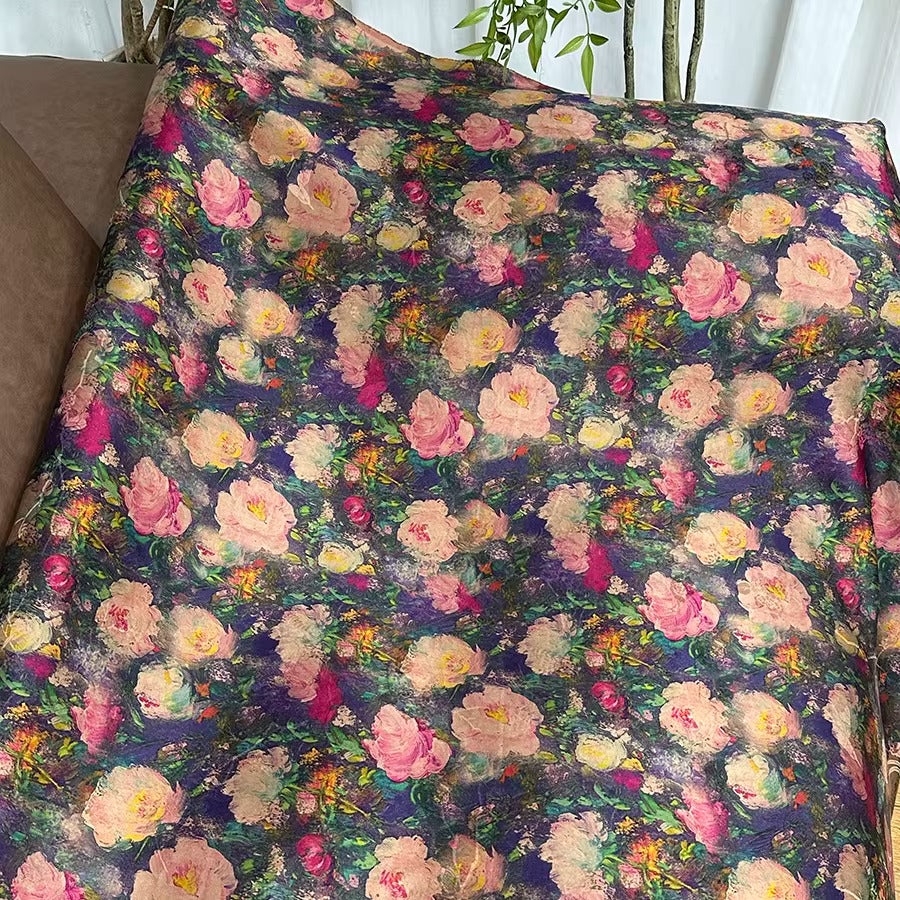 XYHYS 玫瑰花- Jacquard HUALUO Hongyunsha silk fabric, 26 momme openwork texture, 110cm by the Yard
