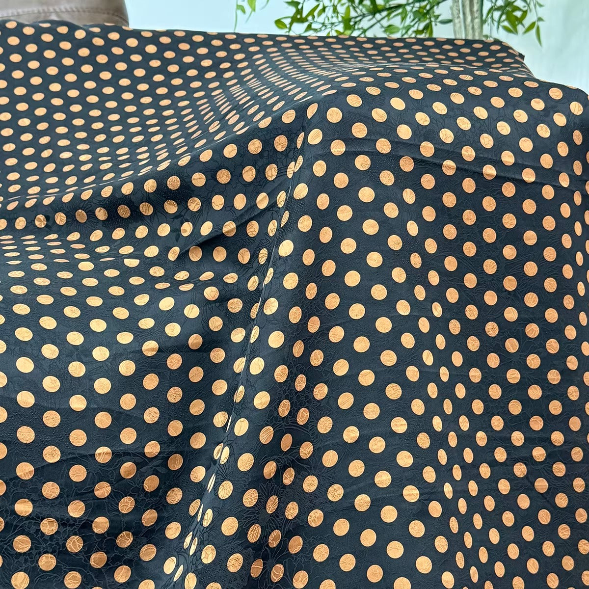 XYHYS香槟小波点 - Jacquard HUALUO Hongyunsha silk fabric, 25 momme openwork texture, 110cm by the Yard