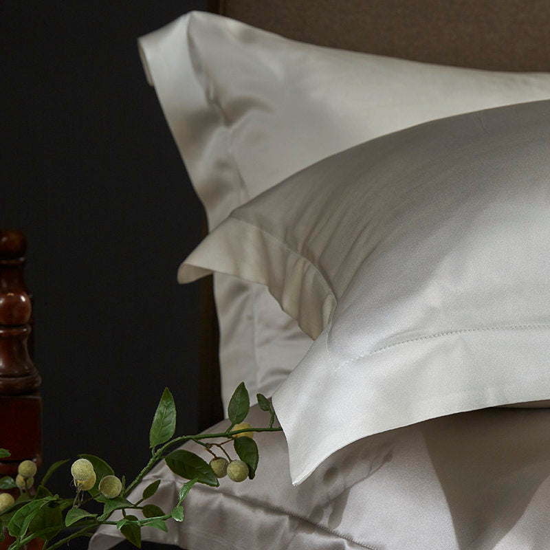 PEARL WHITE - 30 Momme Silk Duvet Cover