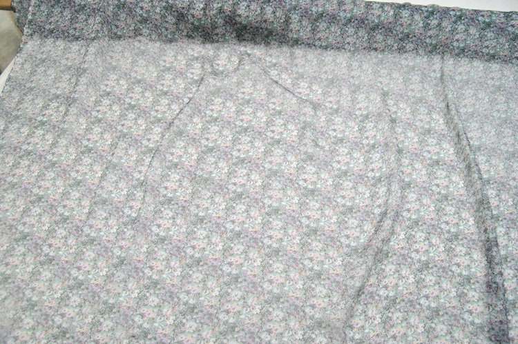 WUHUACAI - 5.5 Momme Floral Print Crinkled Silk Georgette Fabric - 140cm wide by the Yard