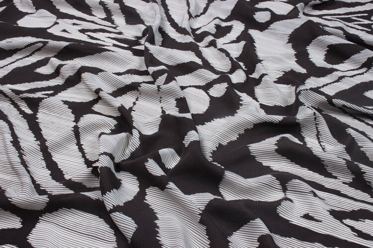 BUGUIZE - 16 momme Black White Stripes Print Silk Crepe de Chine Fabric - 140cm wide by the Yard