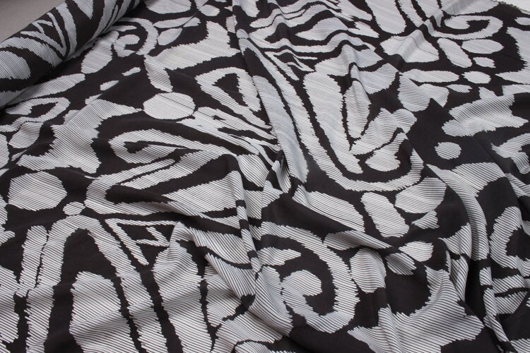 BUGUIZE - 16 momme Black White Stripes Print Silk Crepe de Chine Fabric - 140cm wide by the Yard