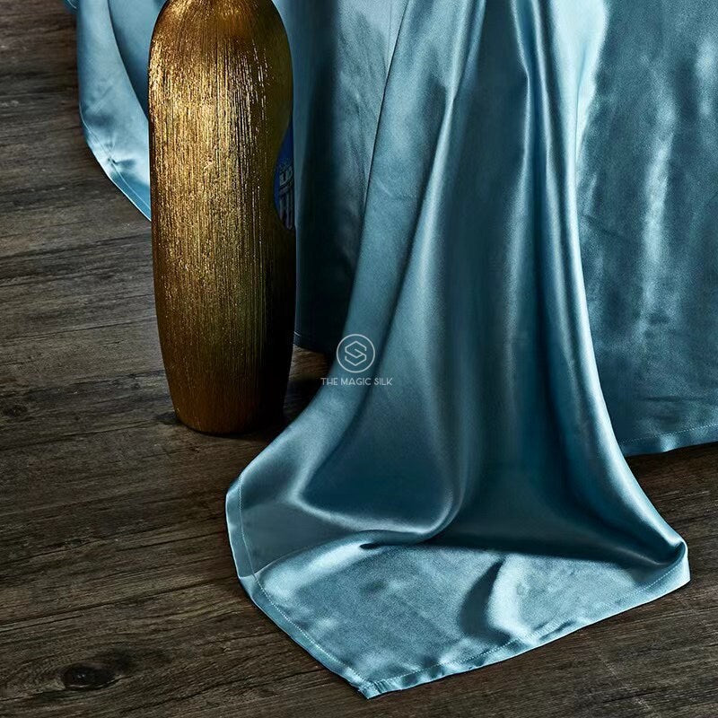Blossom Blue - 16 Momme 100% Silk Bedding 4pcs Suite
