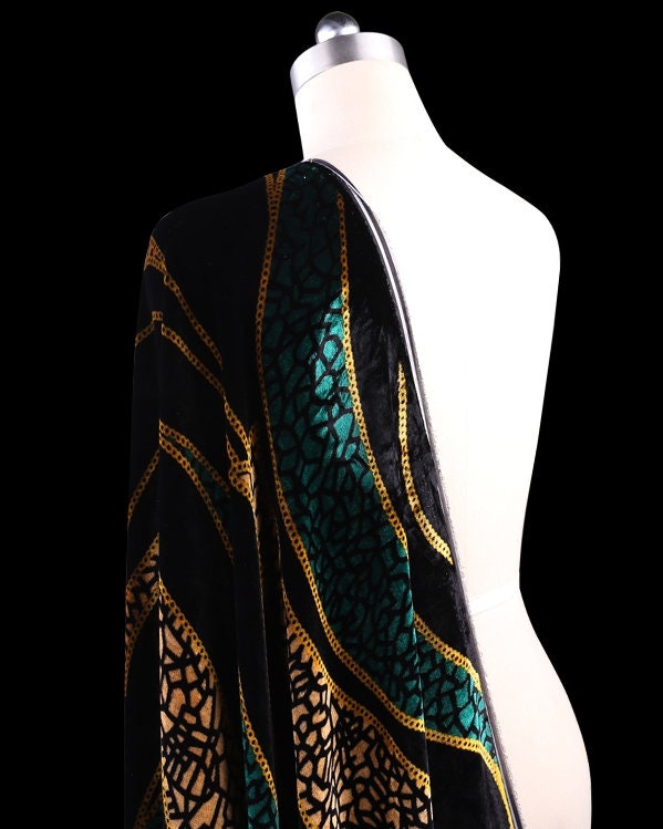 LIUJINSY - 40 Momme Printed Mulberry Silk Velvet Fabric 114cm wide by the Yard