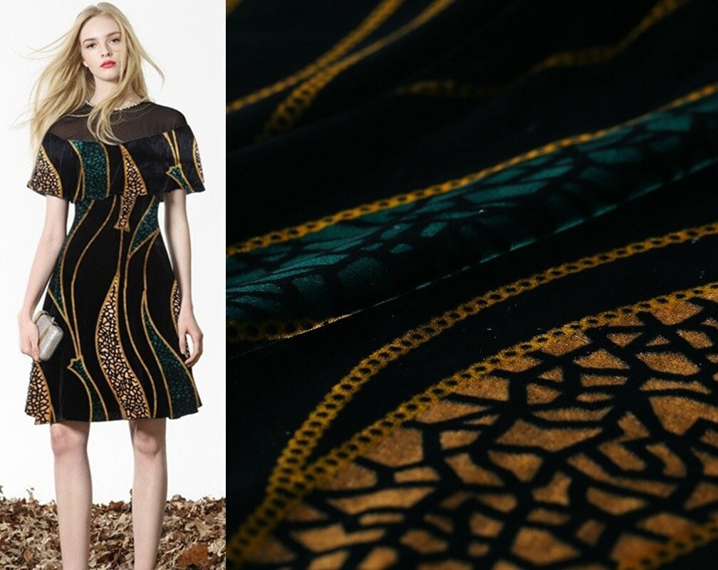 LIUJINSY - 40 Momme Printed Mulberry Silk Velvet Fabric 114cm wide by the Yard