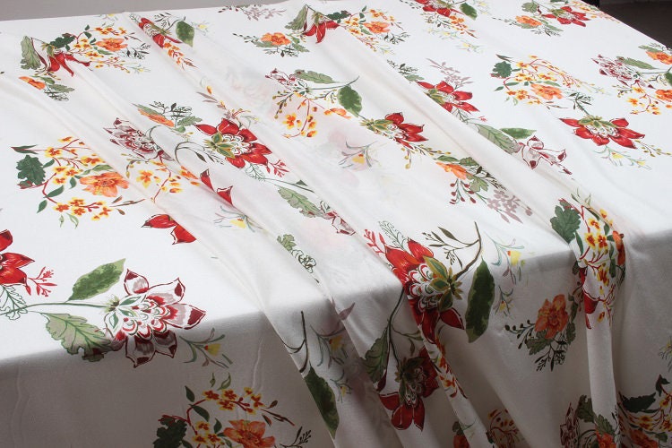 YUNWEI - 12 momme Floral Print Silk Crepe de Chine Fabric - 140cm wide by the Yard