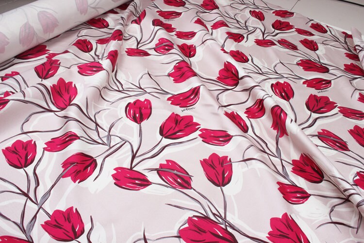 Red Tulip Print Mulberry Silk Wool Cotton Fabric - 135cm wide by the Yard