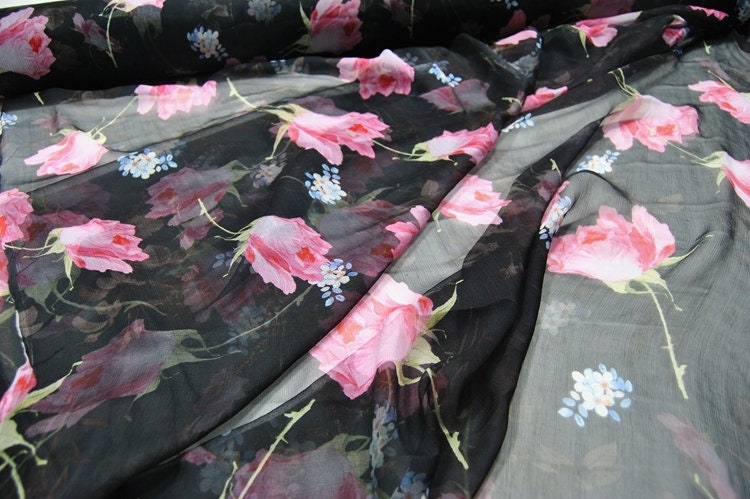FENHUA - 6 Momme Pink Floral Print on Black Crinkled Silk Georgette Fabric 140cm by the Yard
