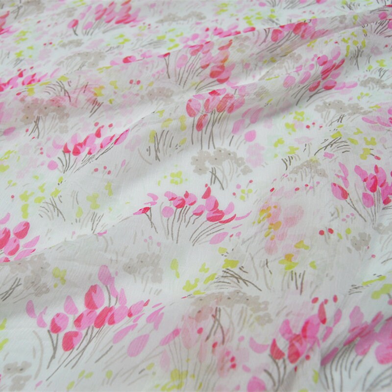 KUAILE - 6 Momme Crinkled Silk Georgette Pink Flower Print Fabric 120cm by the Yard