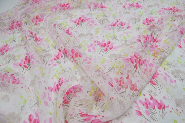 KUAILE - 6 Momme Crinkled Silk Georgette Pink Flower Print Fabric 120cm by the Yard