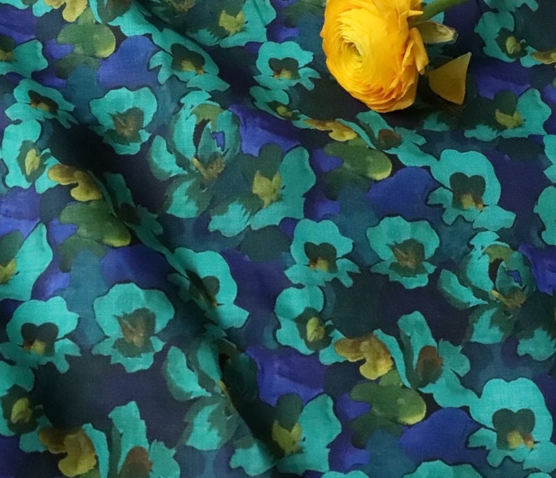 LANYUN - Floral Print Ramie Fabric-By the Yard