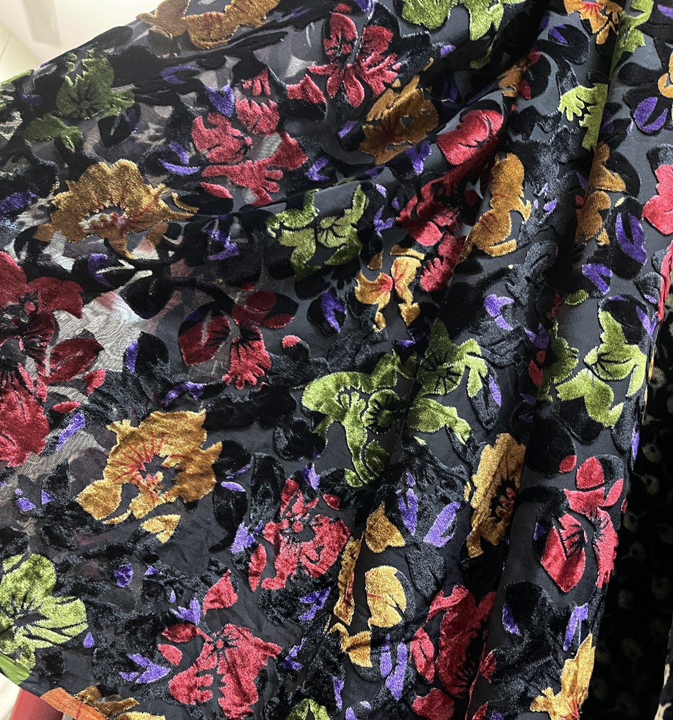 XUANME - Beautiful Floral Sheer Burnout Silk Velvet Fabric 114cm wide by the Yard