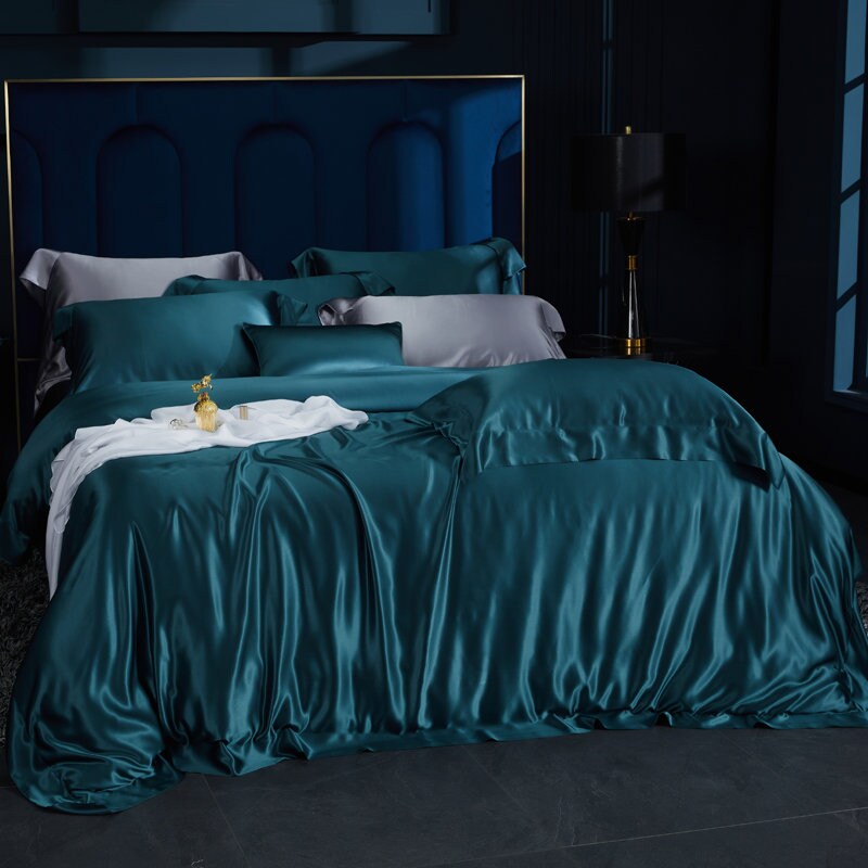 PEACOCK BLUE - 30 Momme Silk Duvet Cover