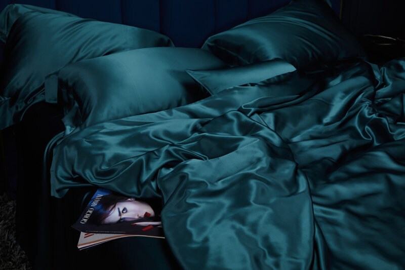 PEACOCK BLUE - 30 Momme Silk Duvet Cover