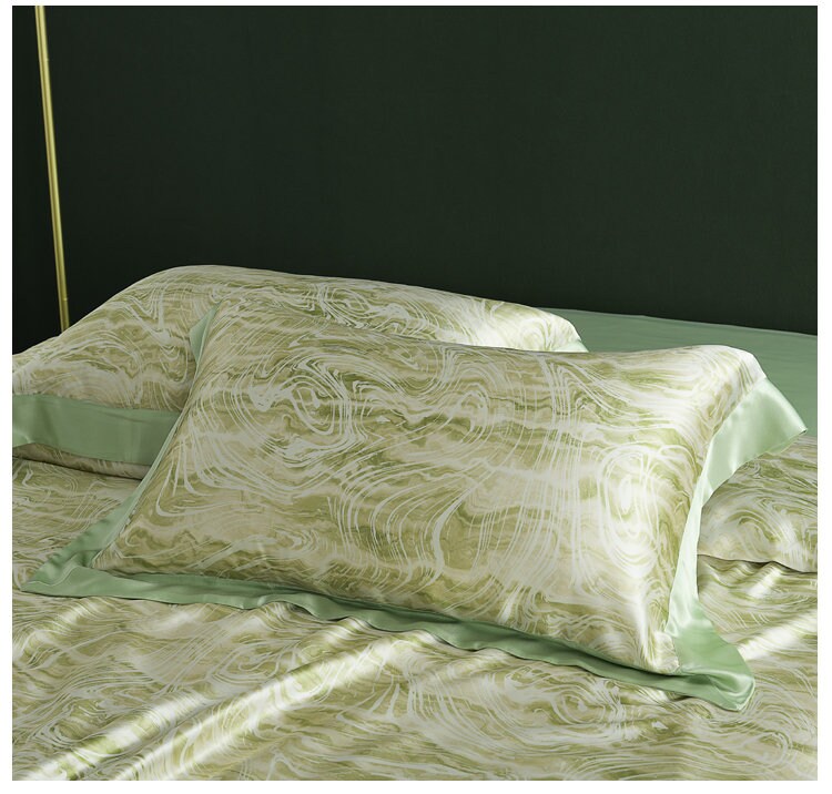 XIANSHAN - 19 Momme Silk Bedding Suite 4pcs
