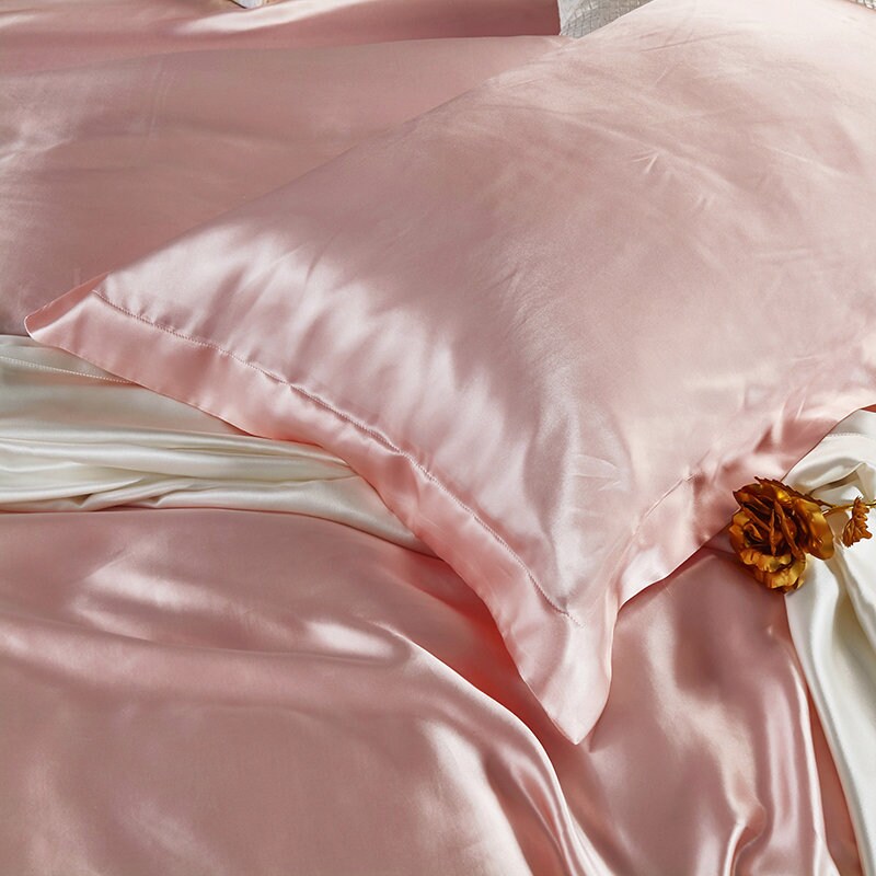 SAKURA - 25 Momme 100% Mulberry Silk Duvet Cover
