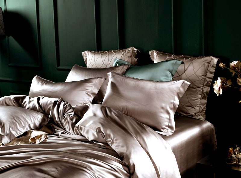 DARK GOLD - Silk Duvet Cover made in 30 Momme 100% Mulberry Silk
