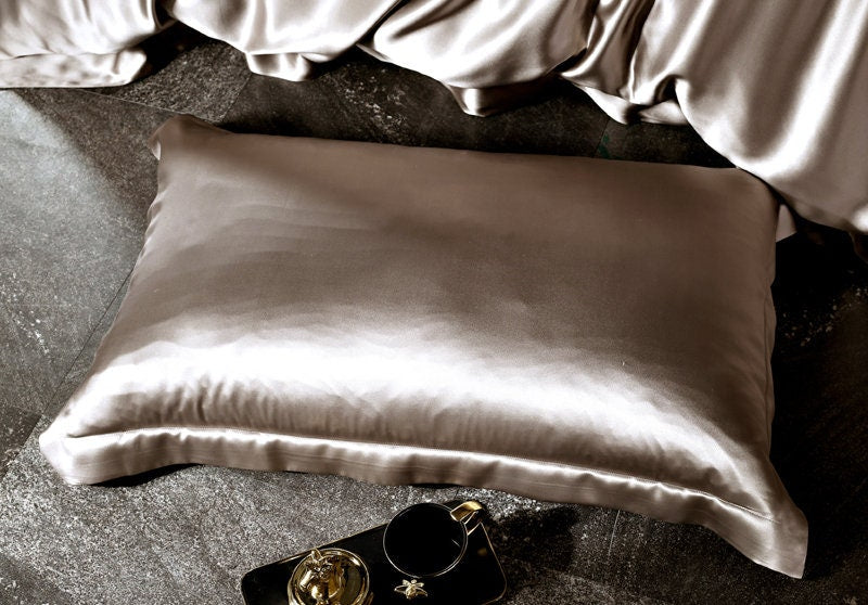 DARK GOLD - 25 Momme 100% Mulberry Silk Duvet Cover