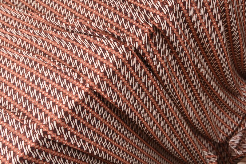 LINGTIAO - 20 Momme Stretchy Double Joe Silk Fabric - 140cm wide by the Yard