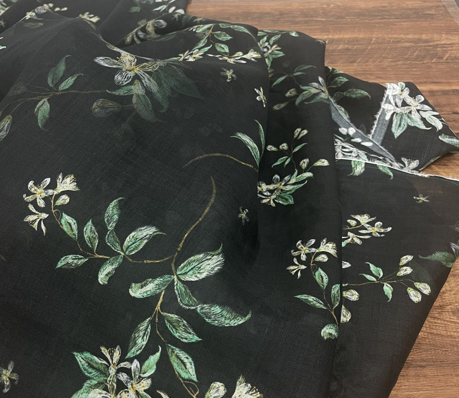 LIUNIAN - Digital Printing 42 Thread Count Ramie Fabric - 140cm wide by the Yard