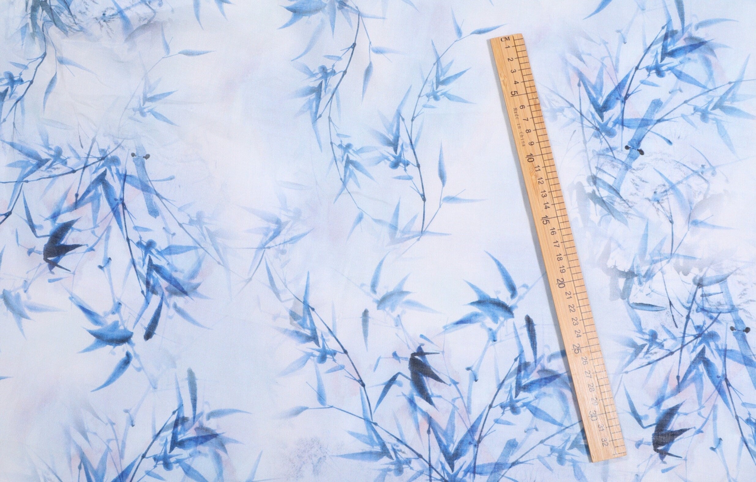 LANZHUYIN - Digital Printing 42 Thread Count Ramie Fabric - 140cm wide by the Yard