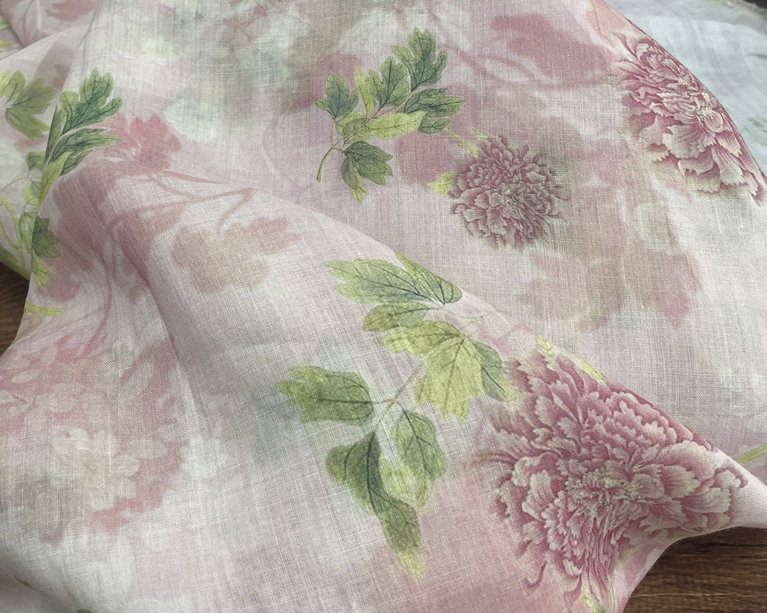 CHONGYIN - Digital Printing 42 Thread Count Ramie Fabric - 140cm wide by the Yard