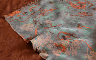 How to Choose the Right Silk Product: The Complete Buyer’s Guide