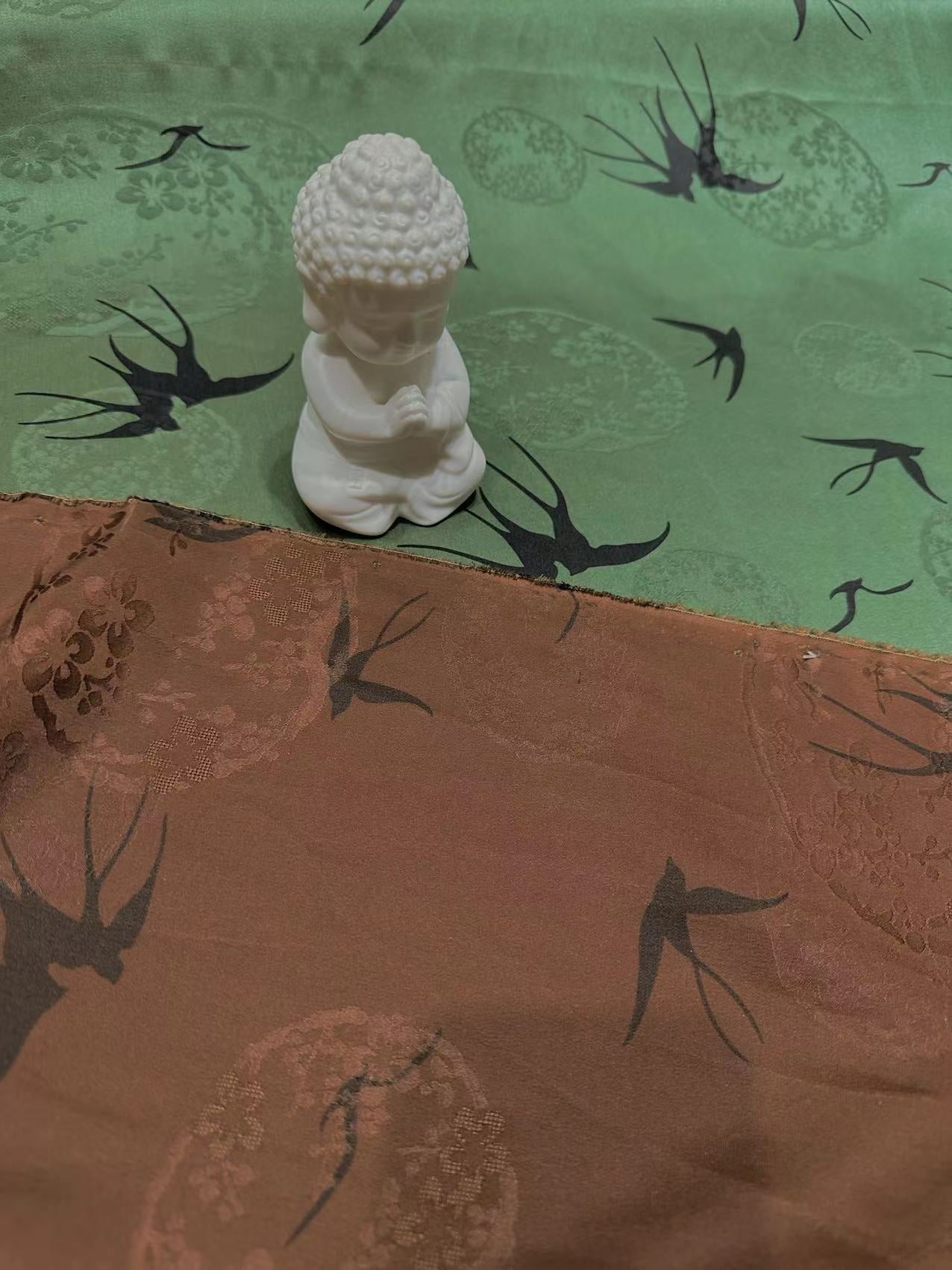 SXJLYZ - Handmade 25 Momme HUALUO Jacquard Hongyunsha Mud Silk Fabric (Openwork texture) - 114cm by the Yard