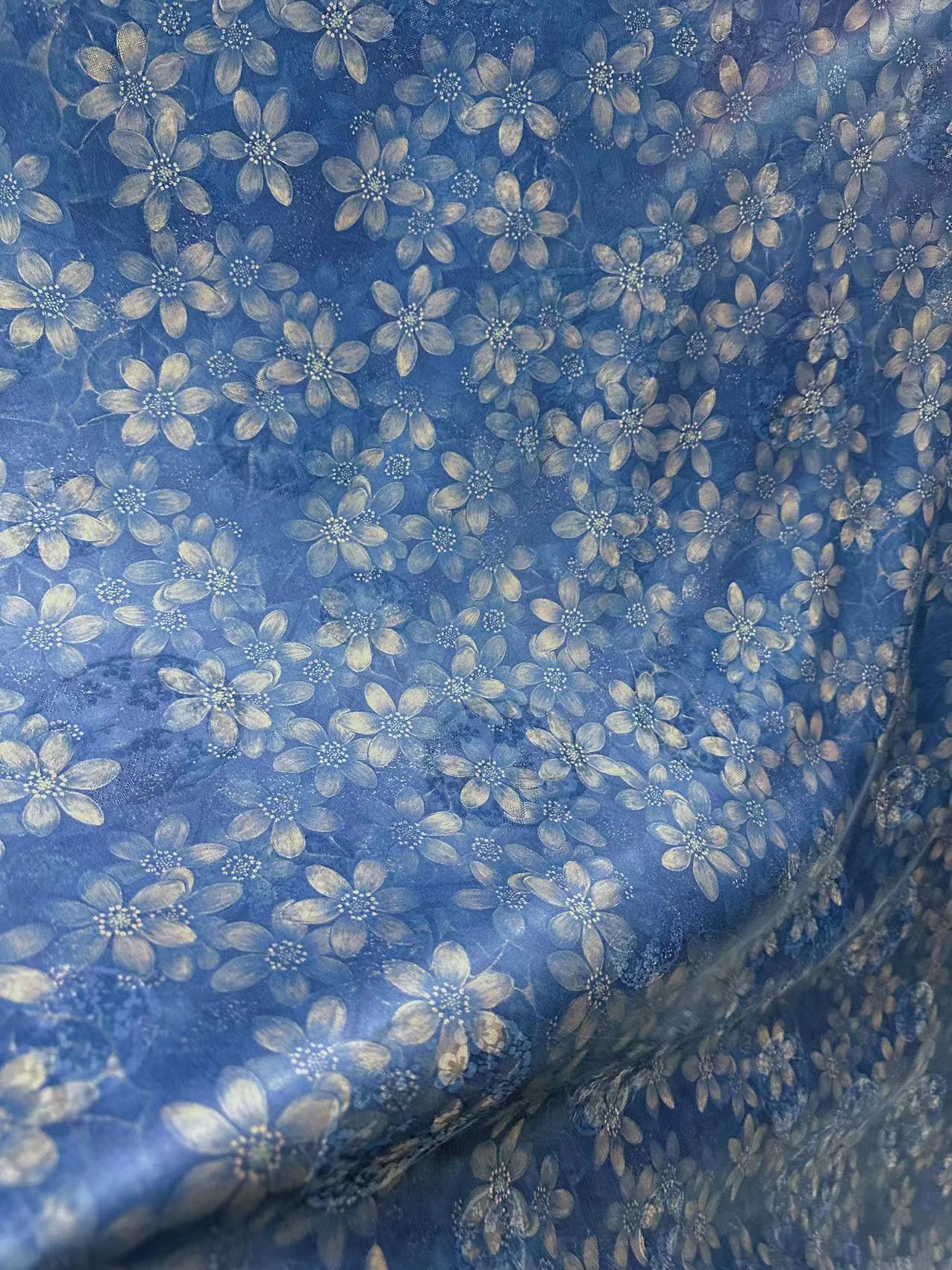 SXKGYR - Handmade 25 Momme HUALUO Jacquard Hongyunsha Mud Silk Fabric (Openwork texture) - 114cm by the Yard