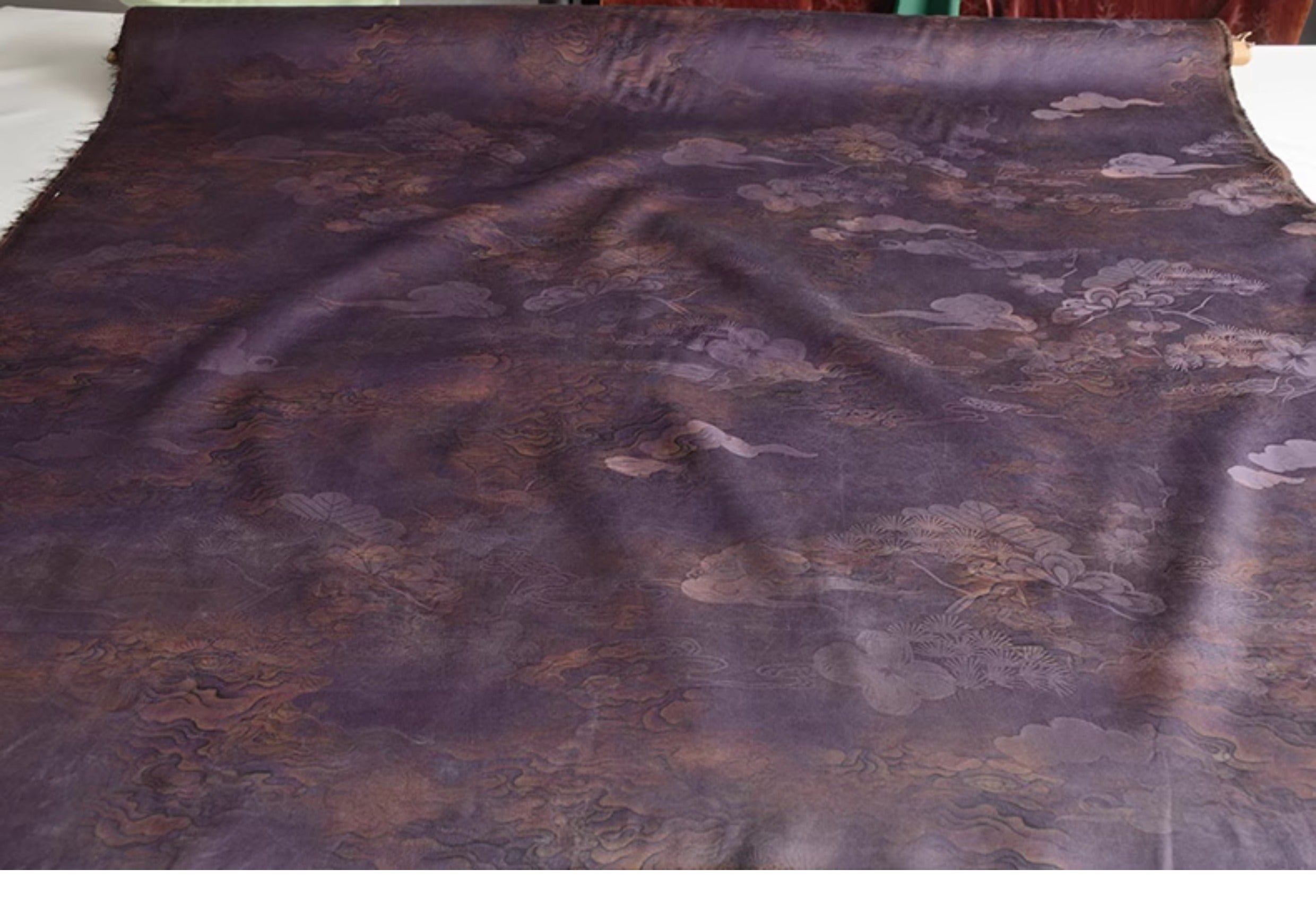 YPXYSZ - Handmade 26 Momme HUALUO Jacquard Mud Silk Fabric (Openwork texture) - 110cm by the Yard