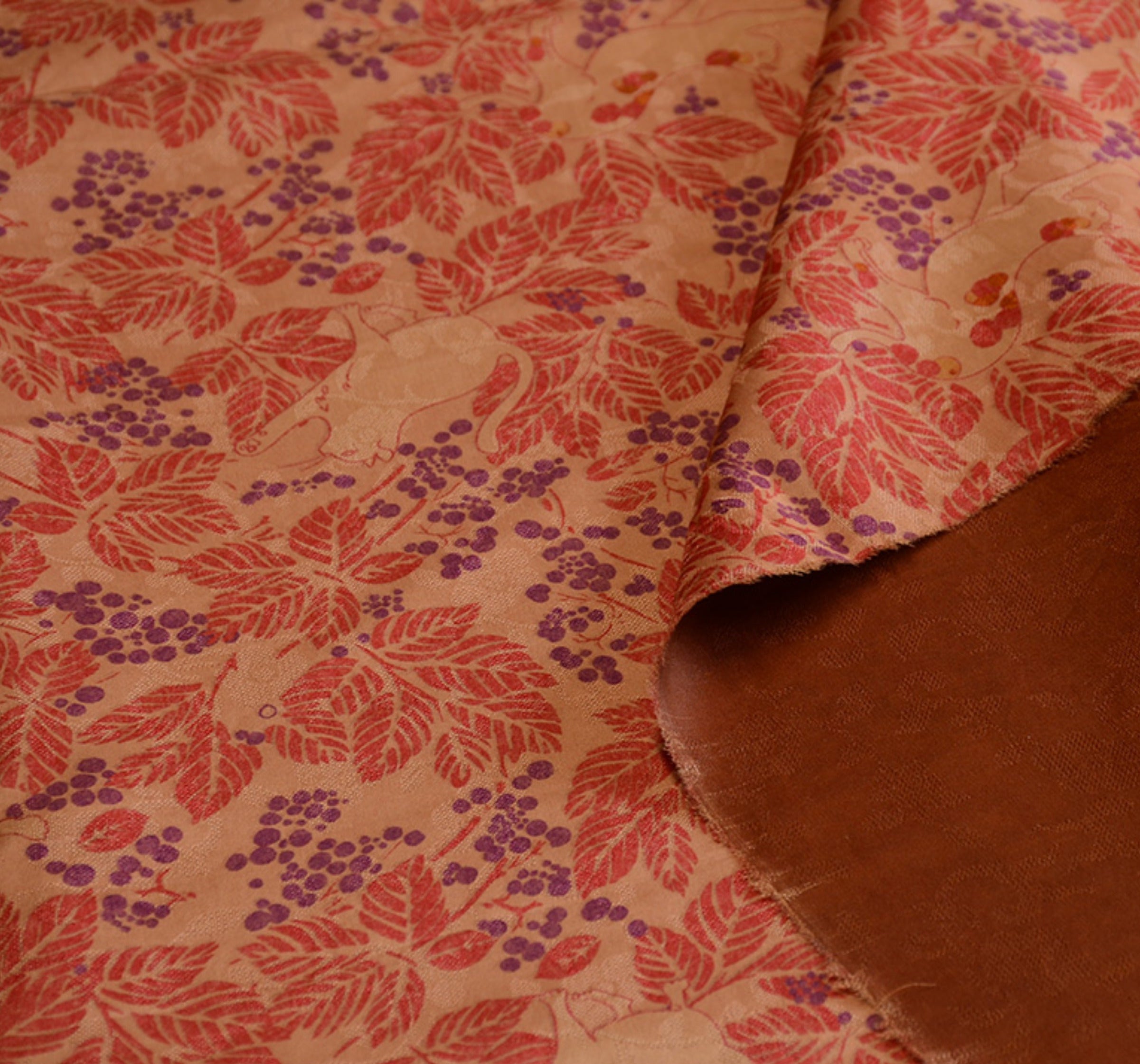 YPYZPT - Handmade 24 Momme HUALUO Jacquard Mud Silk Fabric (Openwork texture) - 115cm by the Yard
