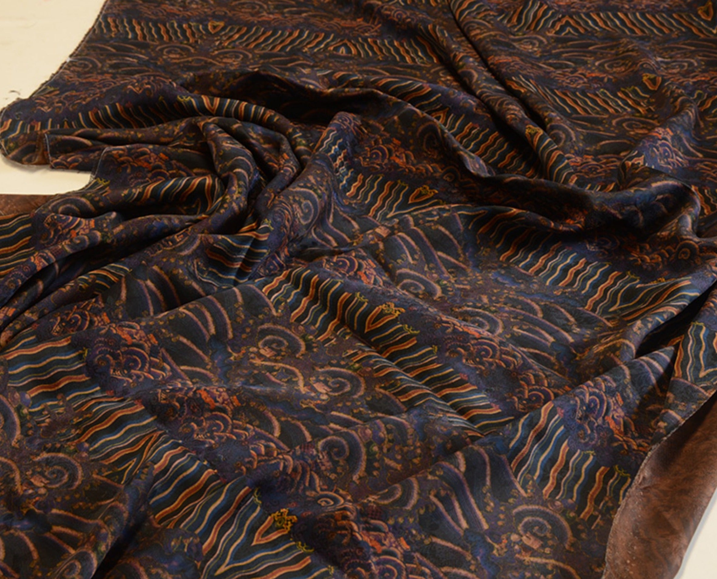 YPYHDM - Handmade 25 Momme HUALUO Jacquard Mud Silk Fabric (Openwork texture) - 110cm by the Yard