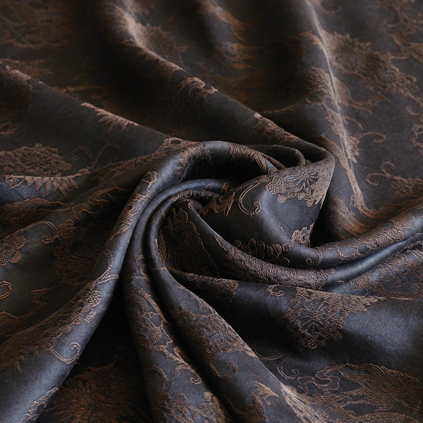 YPHYSA - Handmade 40 Momme Jacquard Mud Silk Fabric - 135cm by the Yard