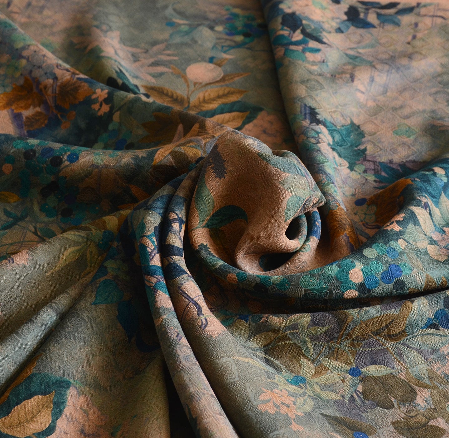 YPQUBA - Handmade 24 Momme HUALUO Jacquard Mud Silk Fabric (Openwork texture) - 110cm by the Yard