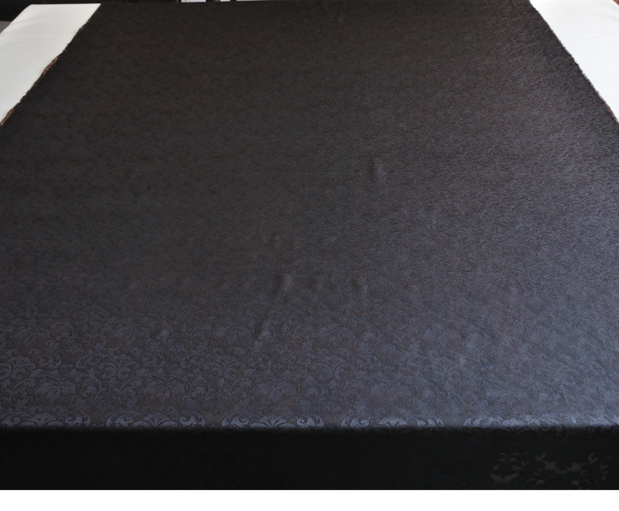 YPHYLU - Handmade 26 Momme HUALUO Jacquard Mud Silk Fabric (Openwork texture) - 110cm by the Yard