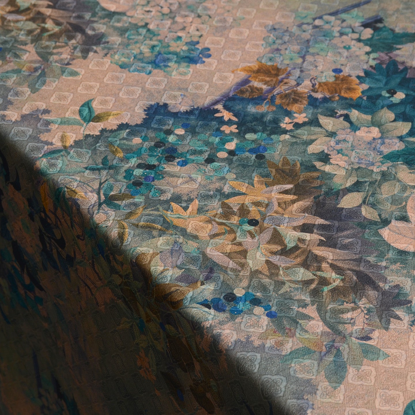 YPQUBA - Handmade 24 Momme HUALUO Jacquard Mud Silk Fabric (Openwork texture) - 110cm by the Yard