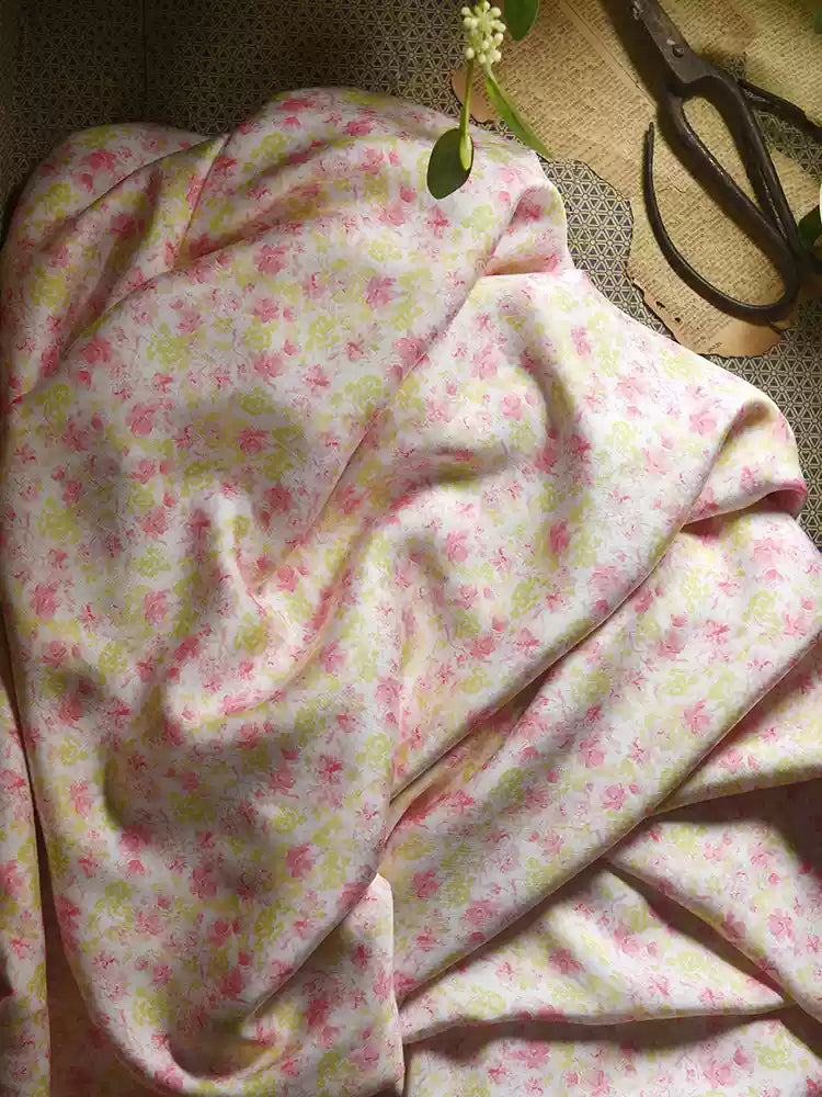 RYFENMEI - Hight 60 Count Rayon Satin Faux Silk Chinese Style Floral Cheongsam Dress Fabric - 145cm wide by the Yard