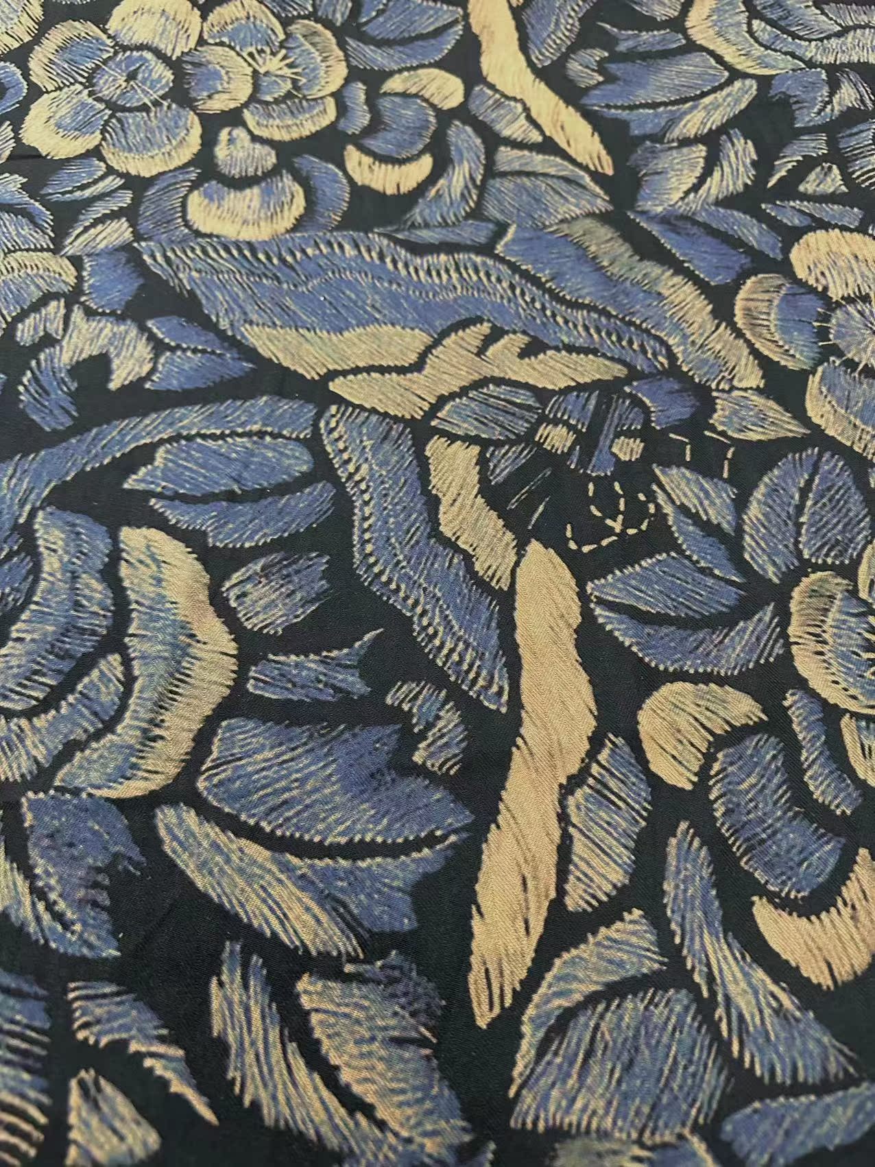 SXJFQH - 40 Momme Jacquard Mud Silk Plant Dye Vintage Style Pure Silk Fabric -114cm by the yard