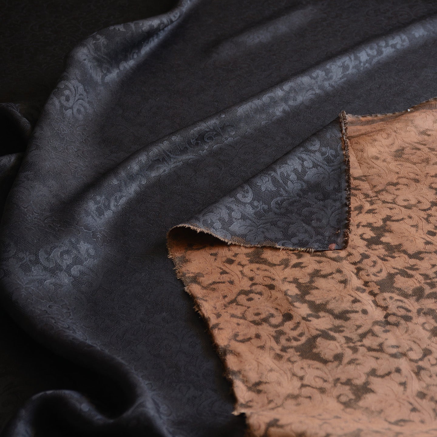 YPHYLU - Handmade 26 Momme HUALUO Jacquard Mud Silk Fabric (Openwork texture) - 110cm by the Yard