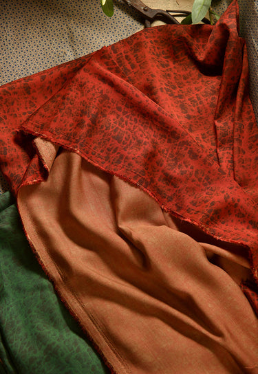 RYGUAWEN - Hight 60 Count Rayon Satin Faux Silk Chinese Style Floral Cheongsam Dress Fabric - 145cm wide by the Yard