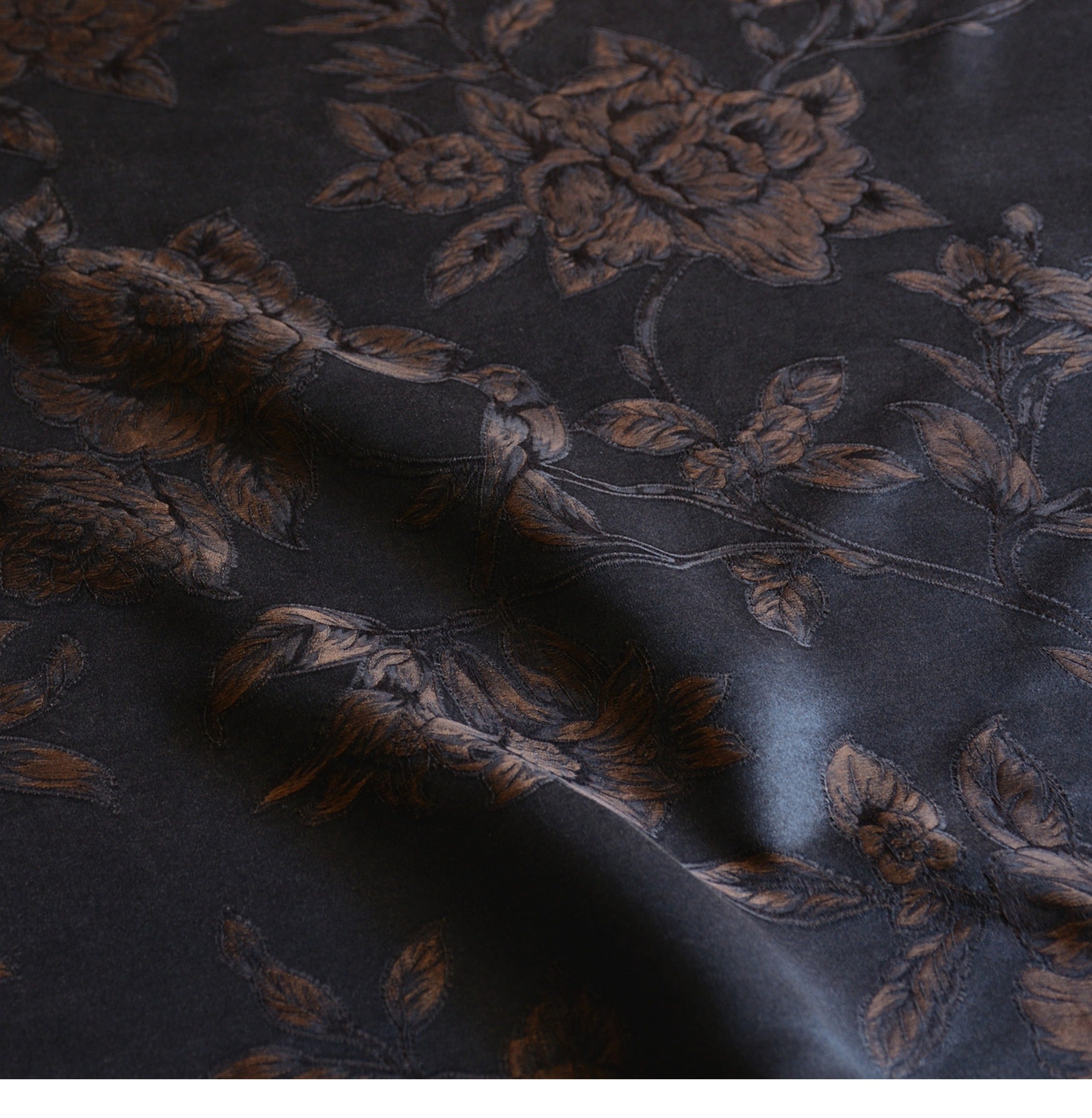 YPHYSI - Handmade 40 Momme Jacquard Mud Silk Fabric - 135cm by the Yard