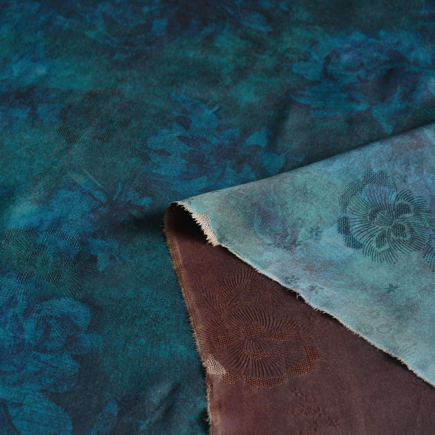 YPSSZO - Handmade 26 Momme HUALUO Jacquard Mud Silk Fabric (Openwork texture) - 110cm by the Yard